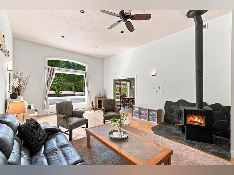 1704 Matterson Road, Coombs, BC, V0R 1V0 - 2