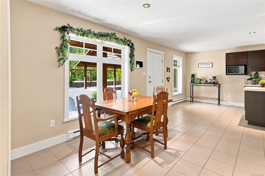 1704 Matterson Road, Coombs, BC, V0R 1V0 - 4
