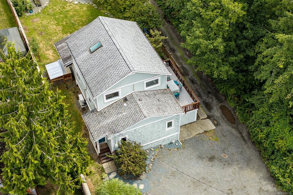 3220 Sutton Road, Cumberland, BC, V0R 1S0
