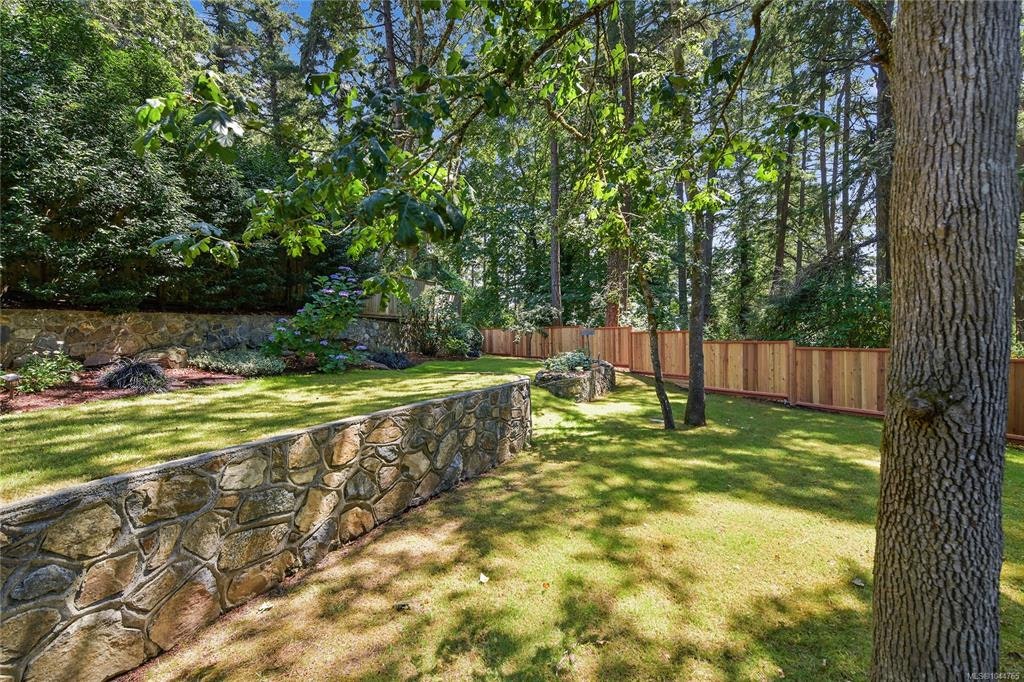 209 Shadow Ridge Place, View Royal, BC, V8Z 5C8 - 90