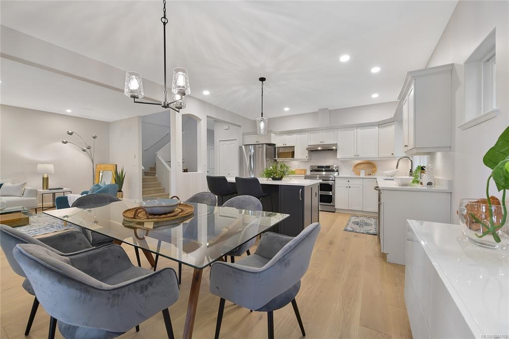 209 Shadow Ridge Place, View Royal, BC, V8Z 5C8 - 14