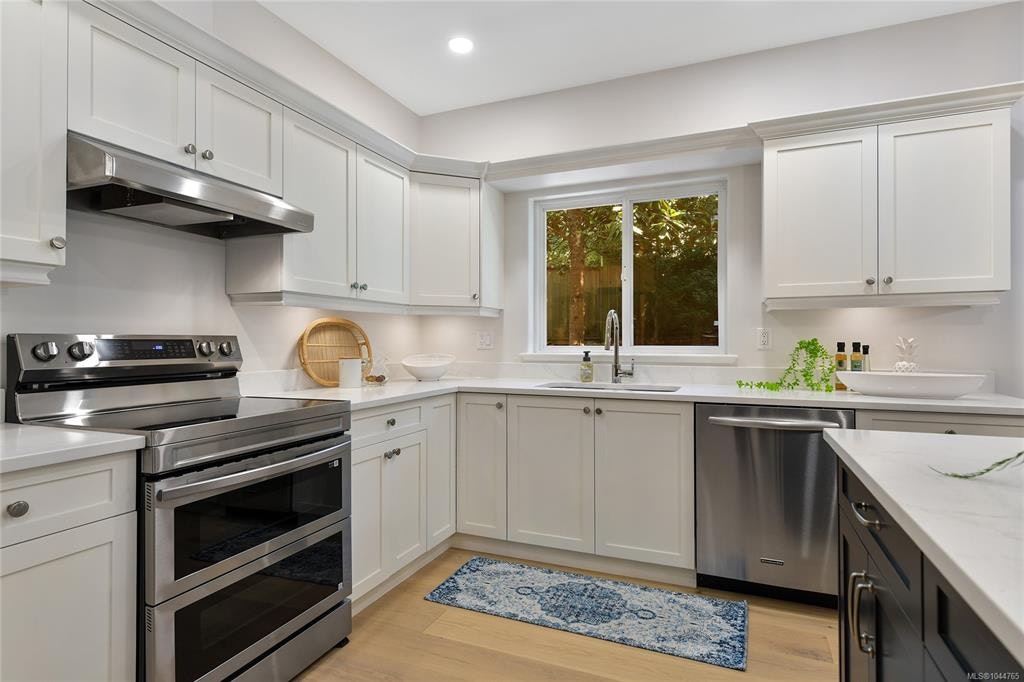 209 Shadow Ridge Place, View Royal, BC, V8Z 5C8 - 16
