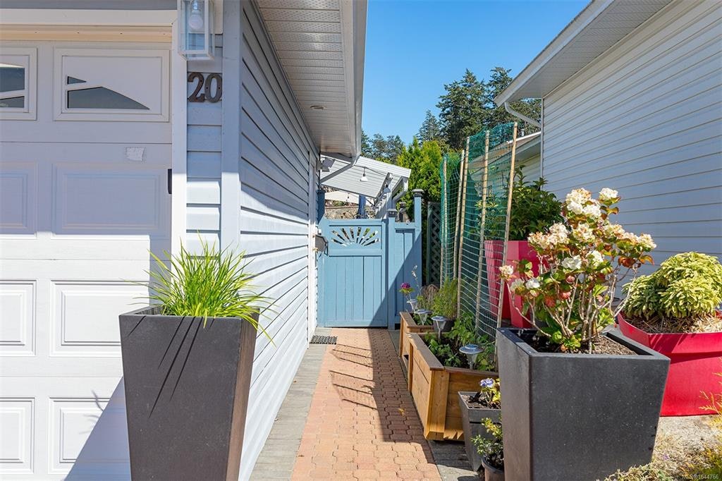 20 Eagle Lane, View Royal, BC, V9A 7M2 - 4