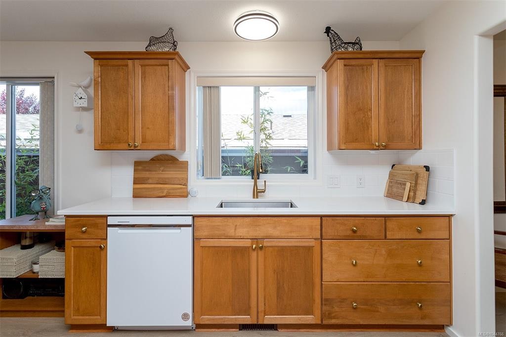 20 Eagle Lane, View Royal, BC, V9A 7M2 - 17