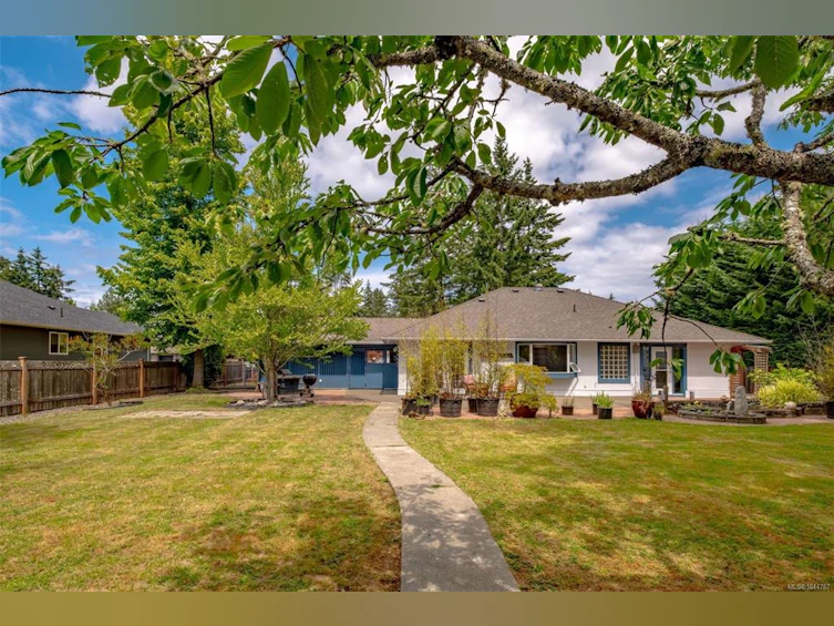 1252 Bunker Place, French Creek, BC, V9P 1W8 - 11