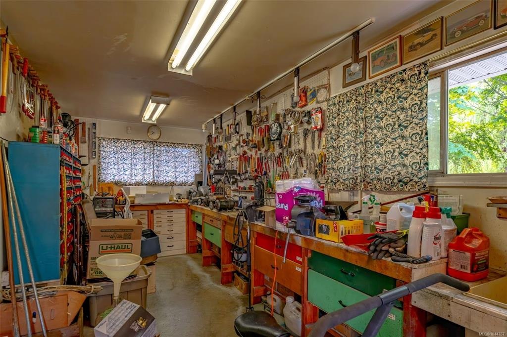 1252 Bunker Place, French Creek, BC, V9P 1W8 - 43