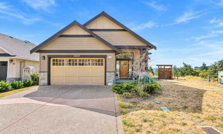 2423 Echo Valley Drive