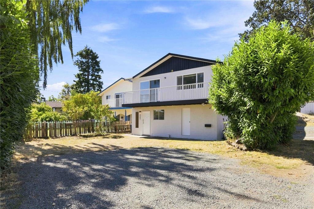 2940 Cedar Hill Road, Victoria, BC, V8T 3H9
