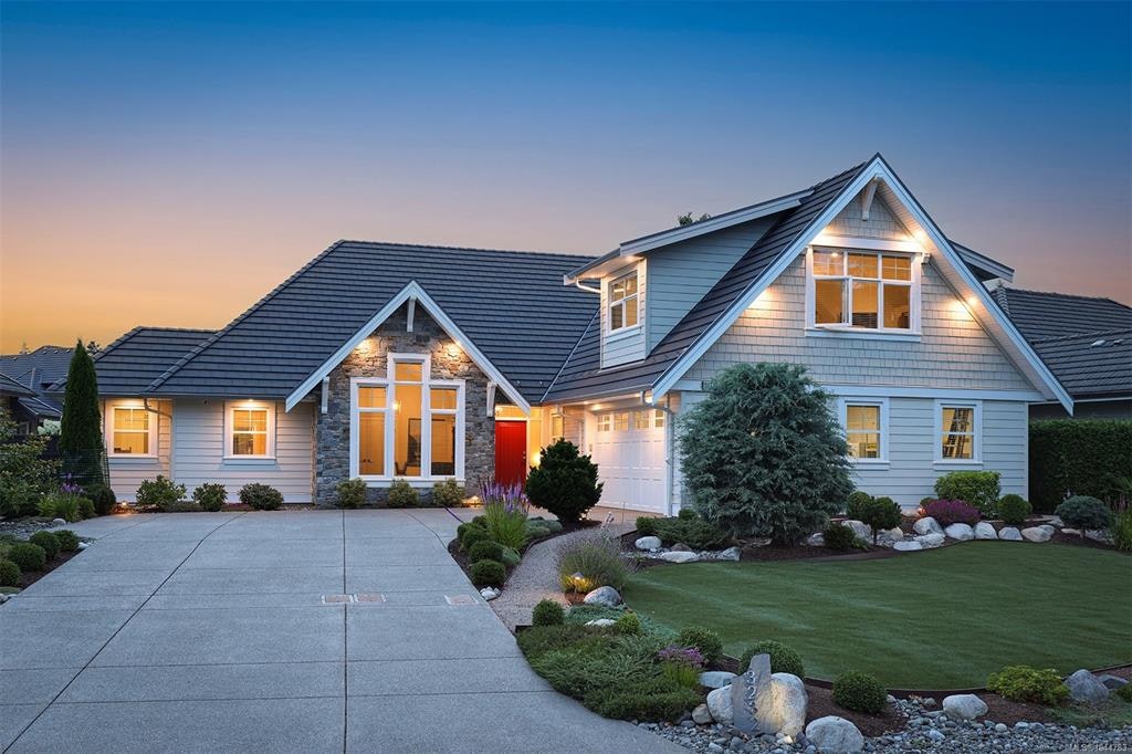 3232 Majestic Drive, Courtenay, BC, V9N 9X4