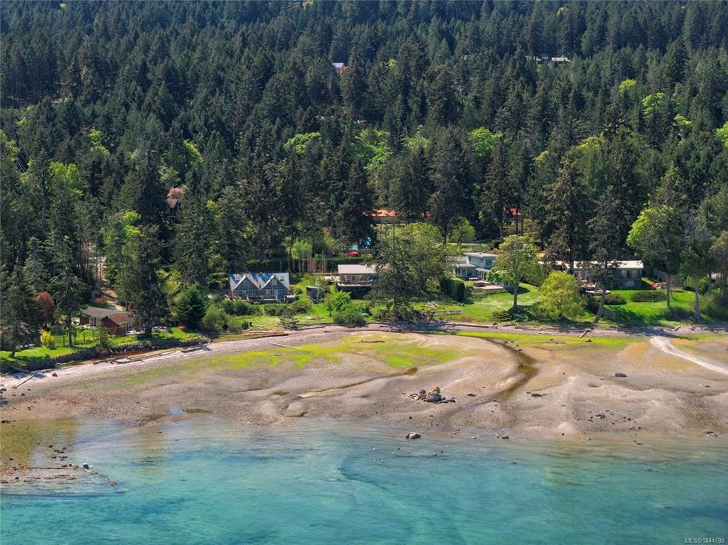 1607 North Beach Road, Salt Spring Island, BC, V8K 1A8