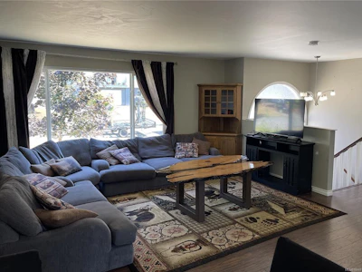 3731 Fowlie Crescent - 5