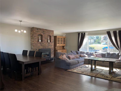3731 Fowlie Crescent - 3