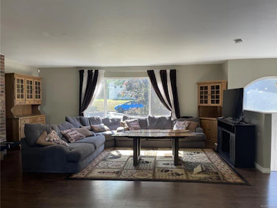 3731 Fowlie Crescent - 4