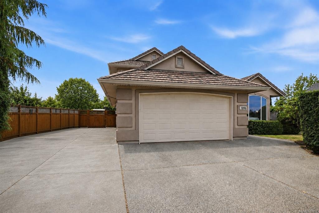 1096 Aery View Way, French Creek, BC, V9P 2N9 - 14