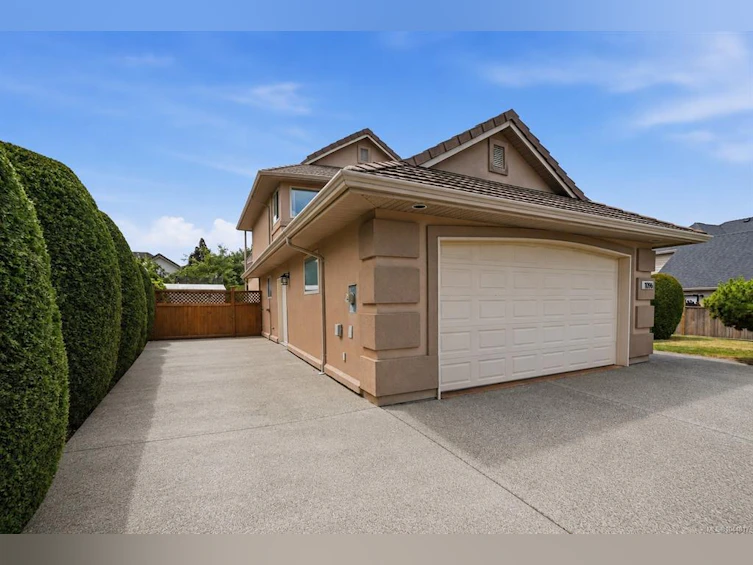 1096 Aery View Way, French Creek, BC, V9P 2N9 - 13