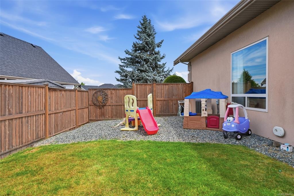 1096 Aery View Way, French Creek, BC, V9P 2N9 - 76