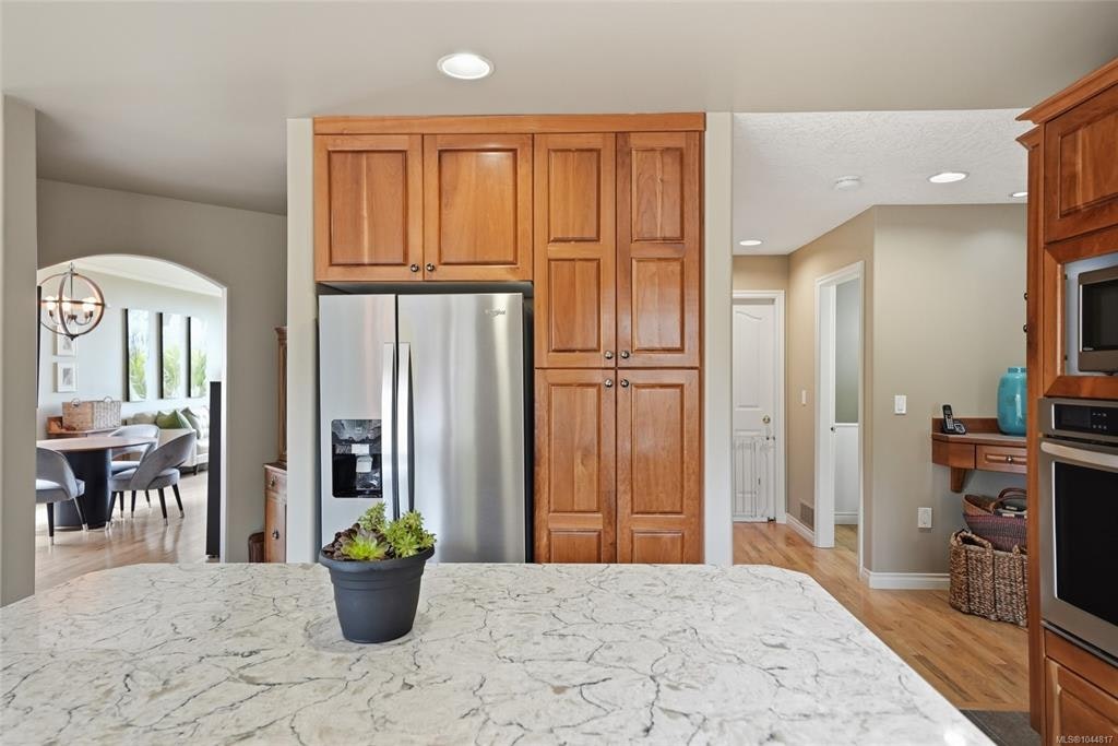 1096 Aery View Way, French Creek, BC, V9P 2N9 - 36
