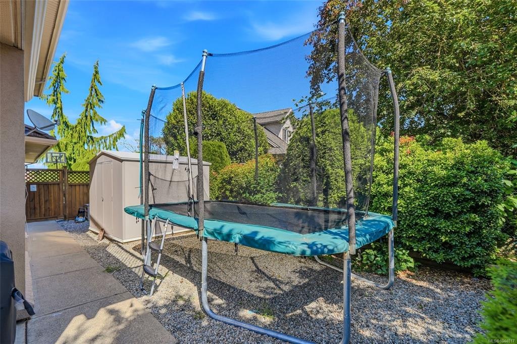 1096 Aery View Way, French Creek, BC, V9P 2N9 - 67