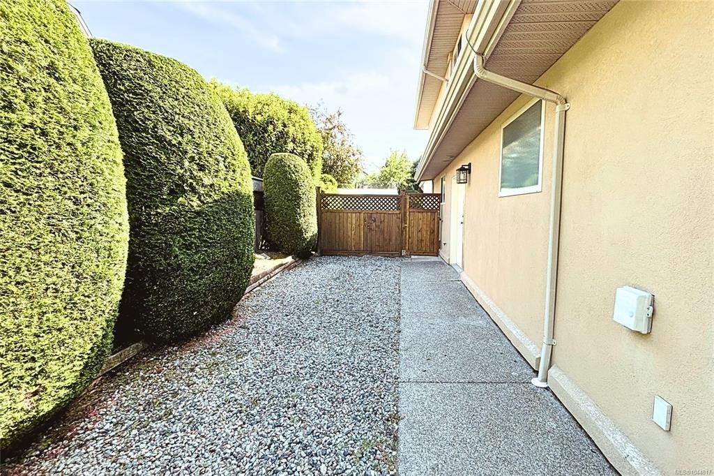 1096 Aery View Way, French Creek, BC, V9P 2N9 - 65