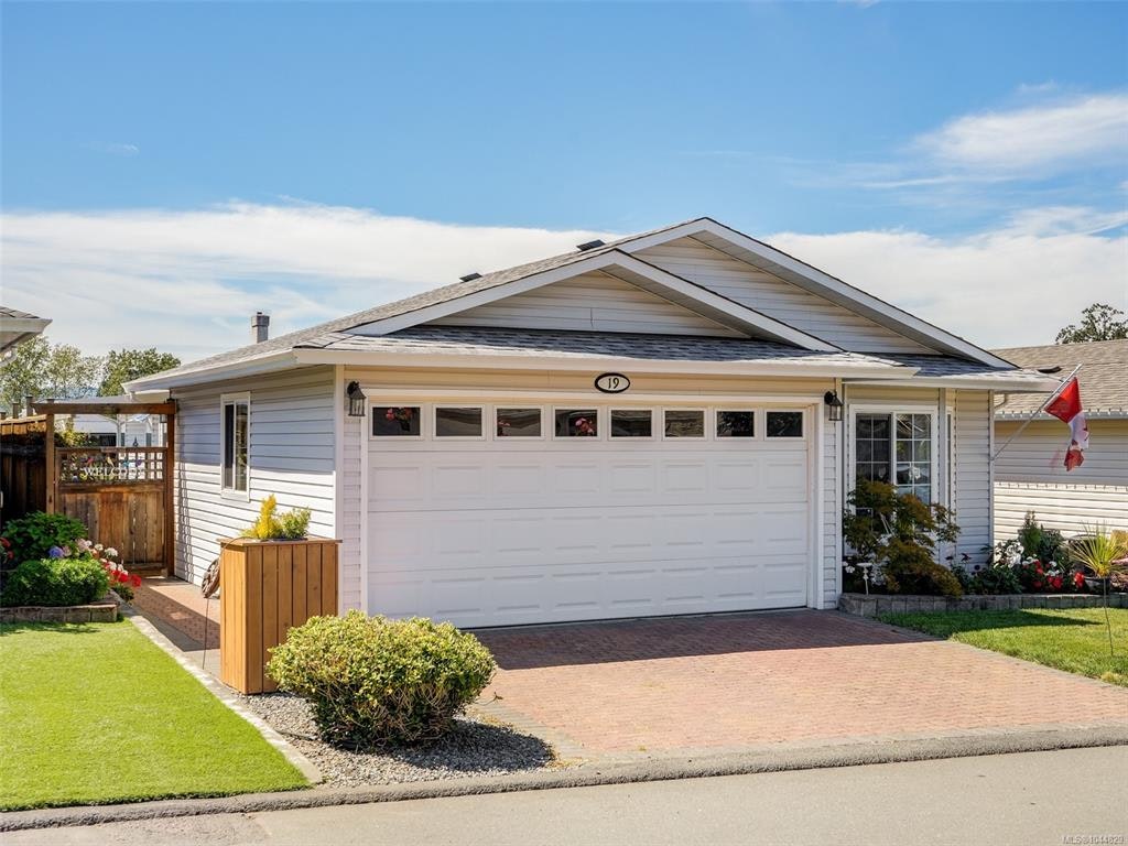 19 Eagle Lane, View Royal, BC, V9A 7M2