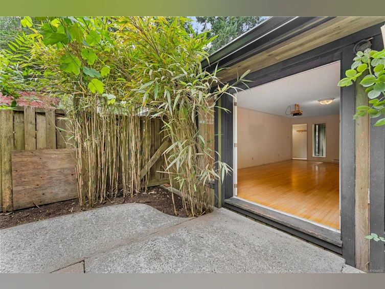 395 Lyngail Place, Gabriola Island, BC, V0R 1X1 - 33
