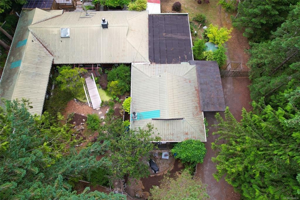 395 Lyngail Place - 3