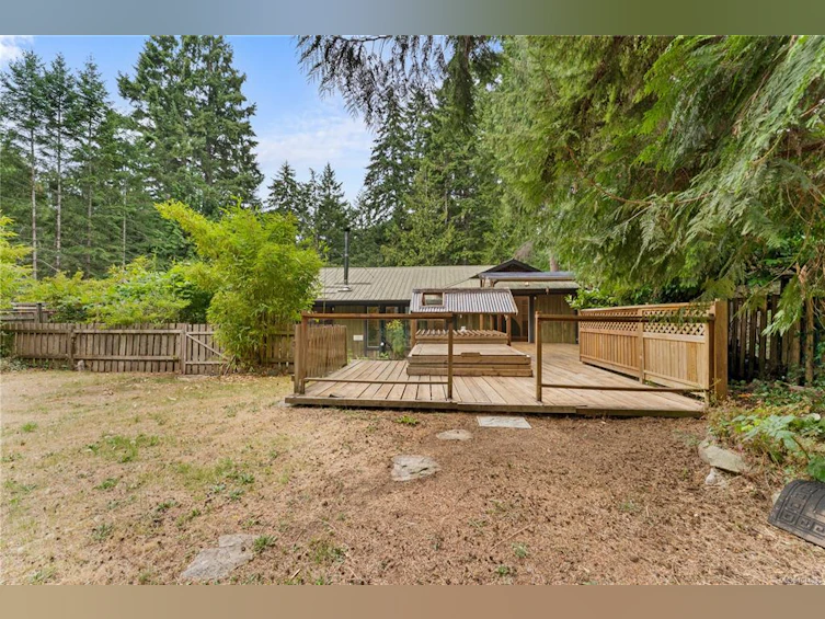 395 Lyngail Place, Gabriola Island, BC, V0R 1X1 - 38