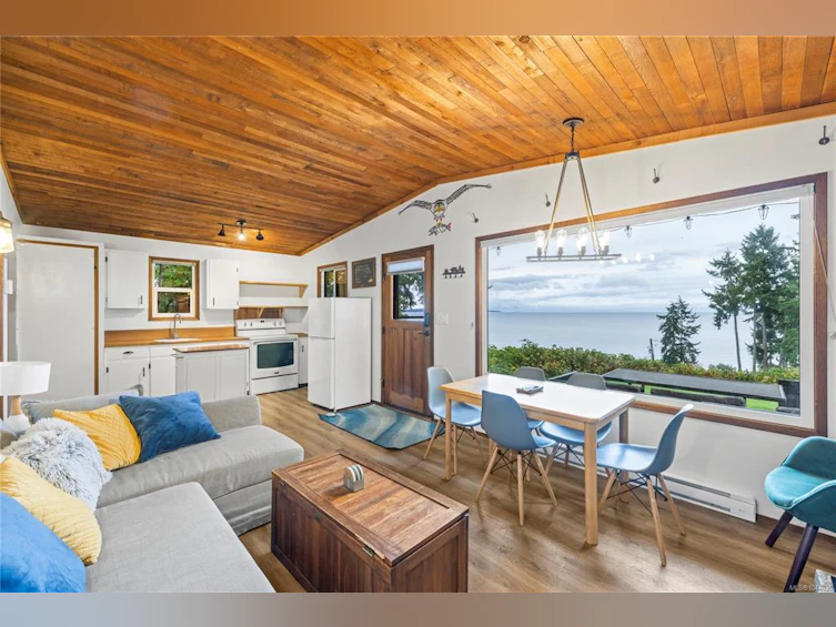 4-4375 Kelsey Road, Bowser/Deep Bay, BC, V0R 1G0