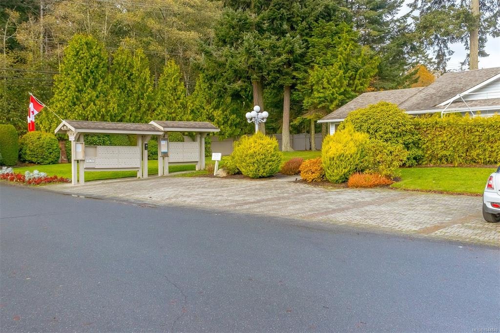 23-7583 Central Saanich Road, Central Saanich, BC, V8M 2B6 - 4