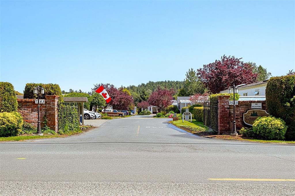 23-7583 Central Saanich Road, Central Saanich, BC, V8M 2B6 - 2