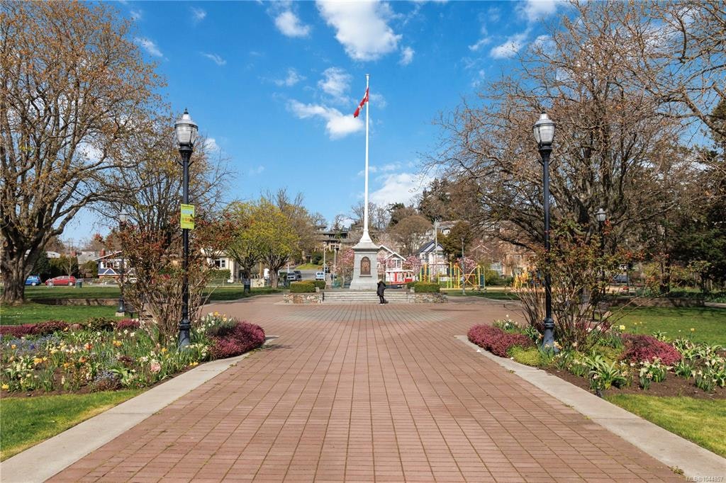 863 Parklands Drive, Esquimalt, BC, V9A 4L6 - 54