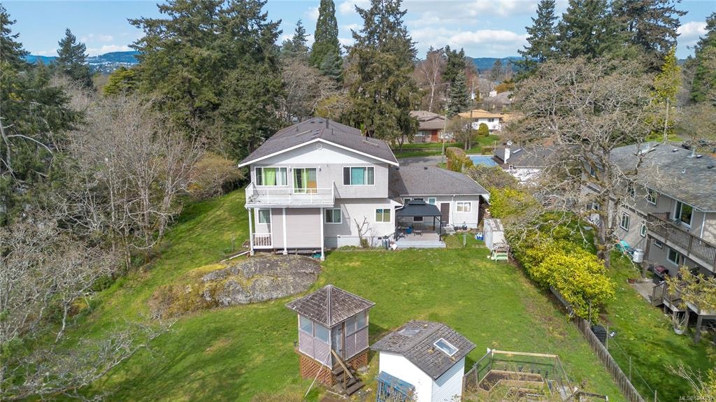 863 Parklands Drive, Esquimalt, BC, V9A 4L6 - 36