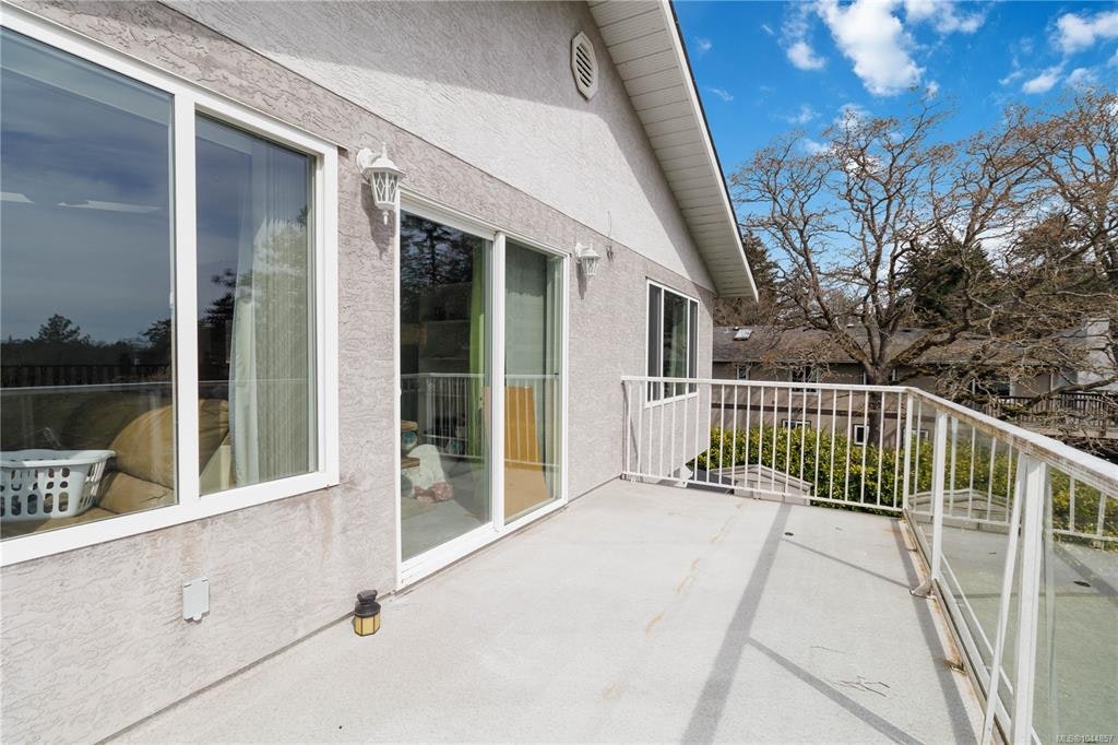 863 Parklands Drive, Esquimalt, BC, V9A 4L6 - 34