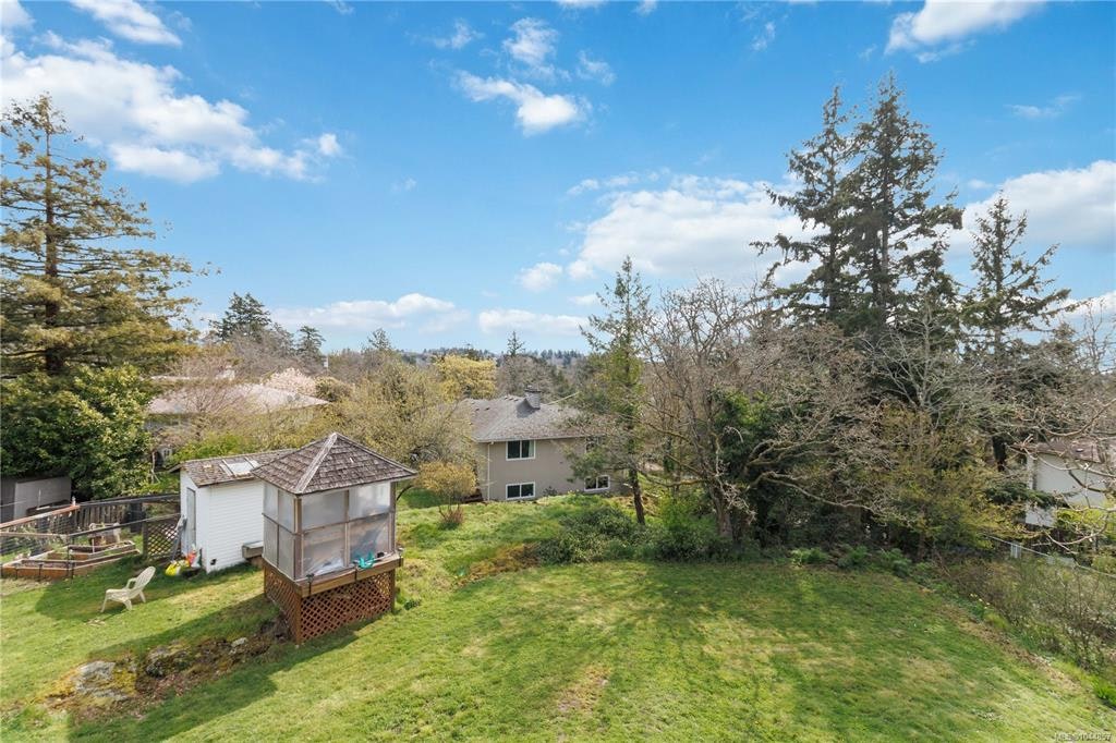 863 Parklands Drive, Esquimalt, BC, V9A 4L6 - 35