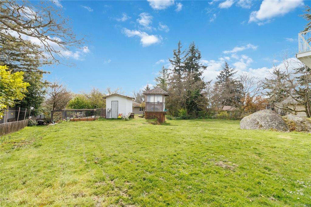 863 Parklands Drive, Esquimalt, BC, V9A 4L6 - 28