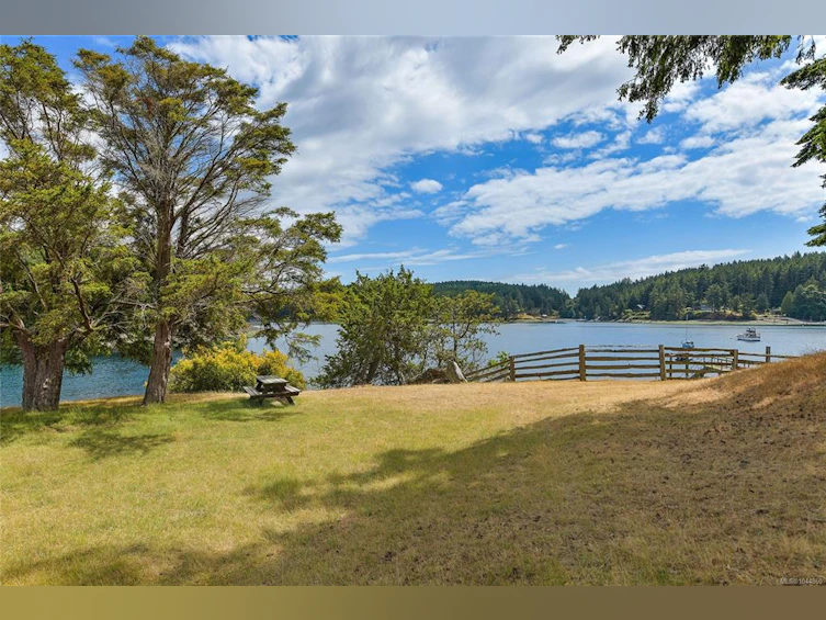 774&776 Steward Drive, Mayne Island, BC, V0N 2J2 - 54