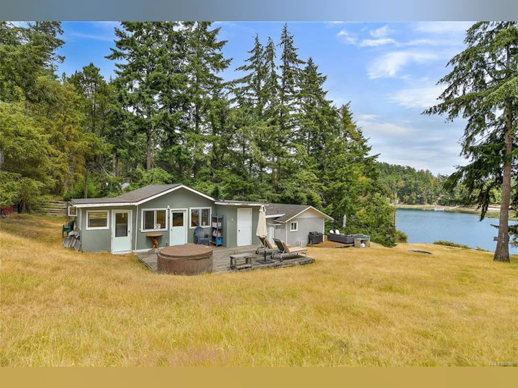 774&776 Steward Drive, Mayne Island, BC, V0N 2J2 - 44