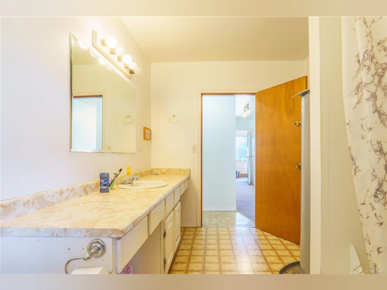 269 Matterson Drive, Ucluelet, BC, V0R 3A0 - 15