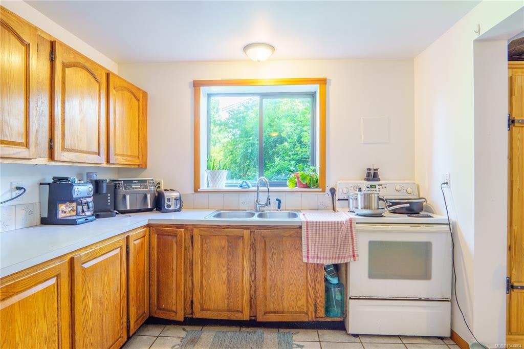 269 Matterson Drive, Ucluelet, BC, V0R 3A0 - 36