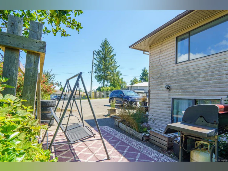 269 Matterson Drive, Ucluelet, BC, V0R 3A0 - 30