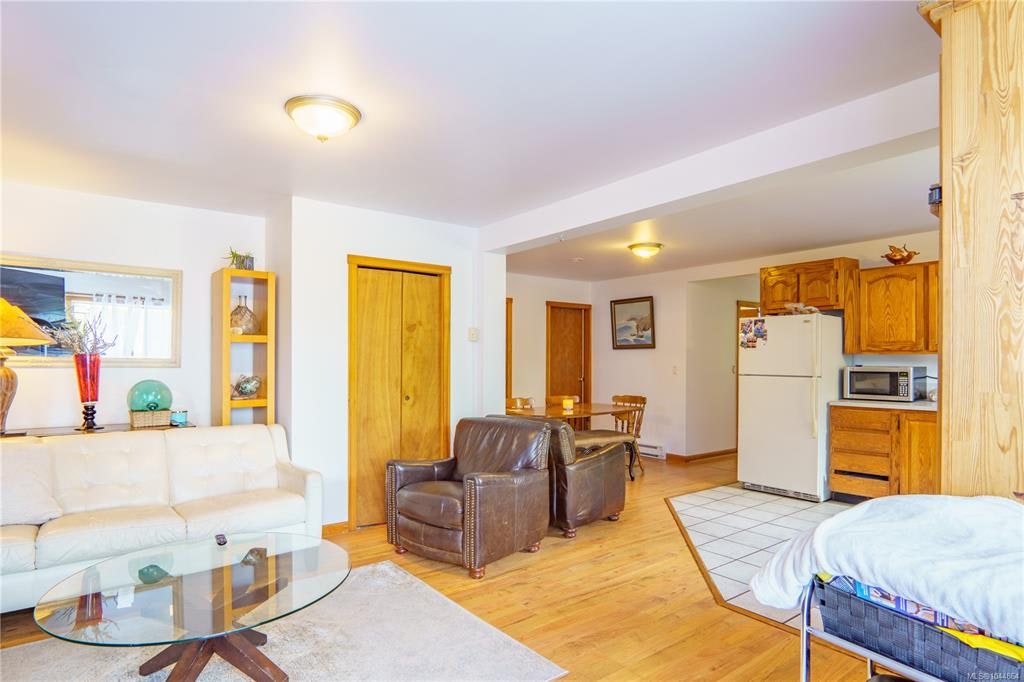 269 Matterson Drive, Ucluelet, BC, V0R 3A0 - 32