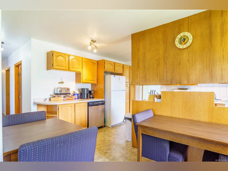 269 Matterson Drive, Ucluelet, BC, V0R 3A0 - 11