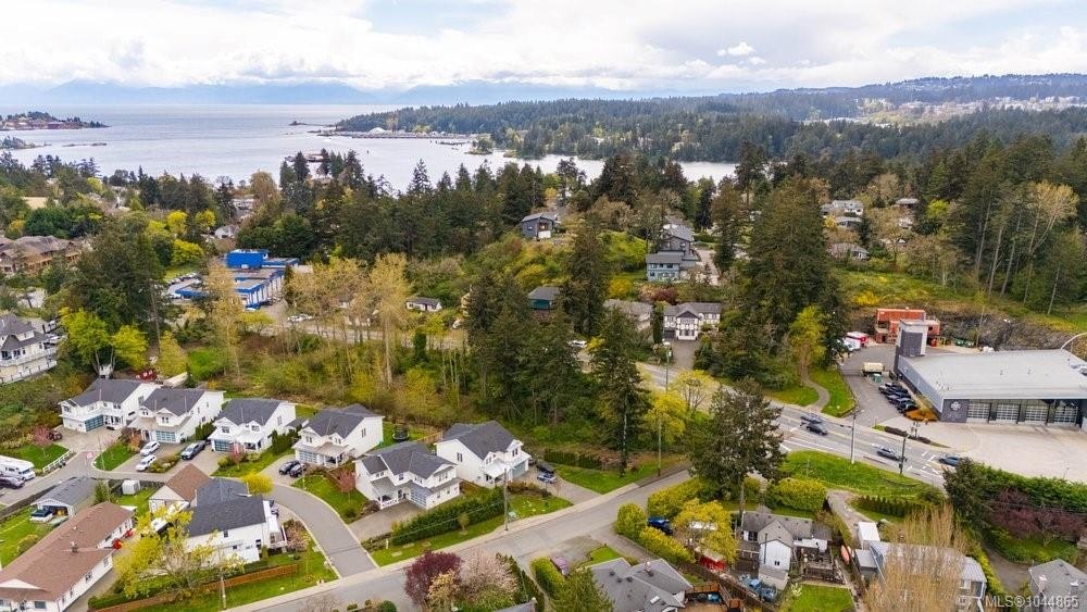 30 Jedburgh Road, View Royal, BC, V9B 6N7 - 6