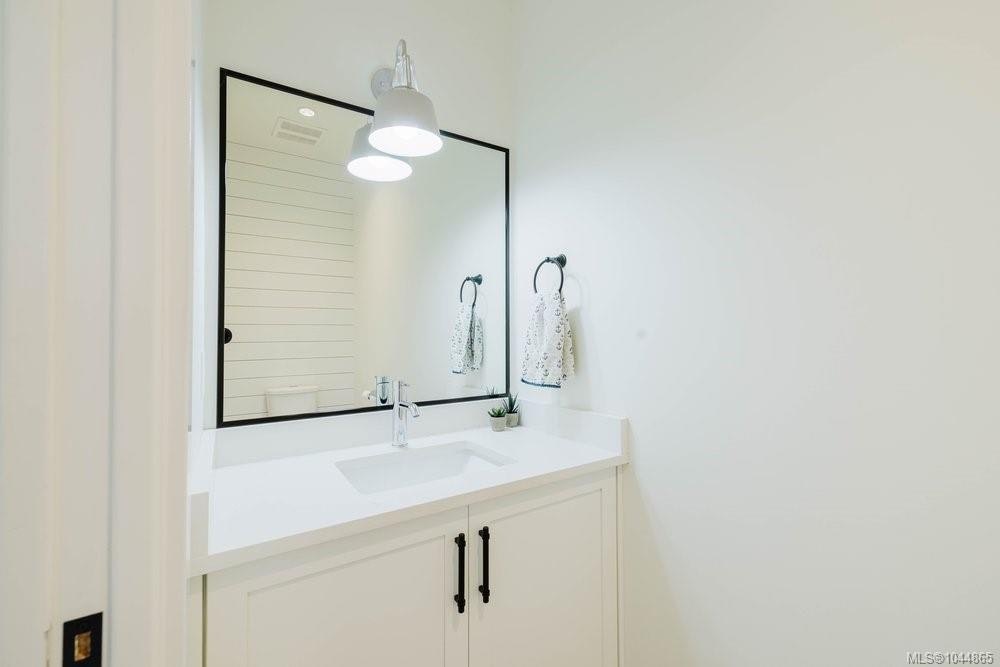 30 Jedburgh Road, View Royal, BC, V9B 6N7 - 23