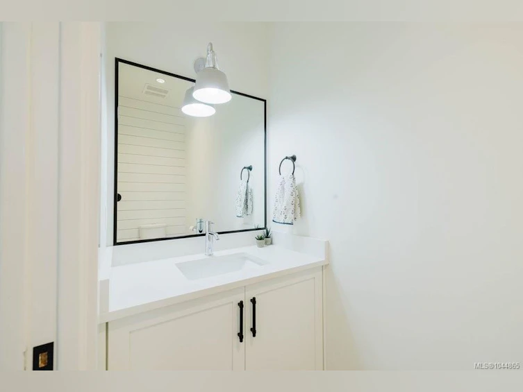 30 Jedburgh Road, View Royal, BC, V9B 6N7 - 23