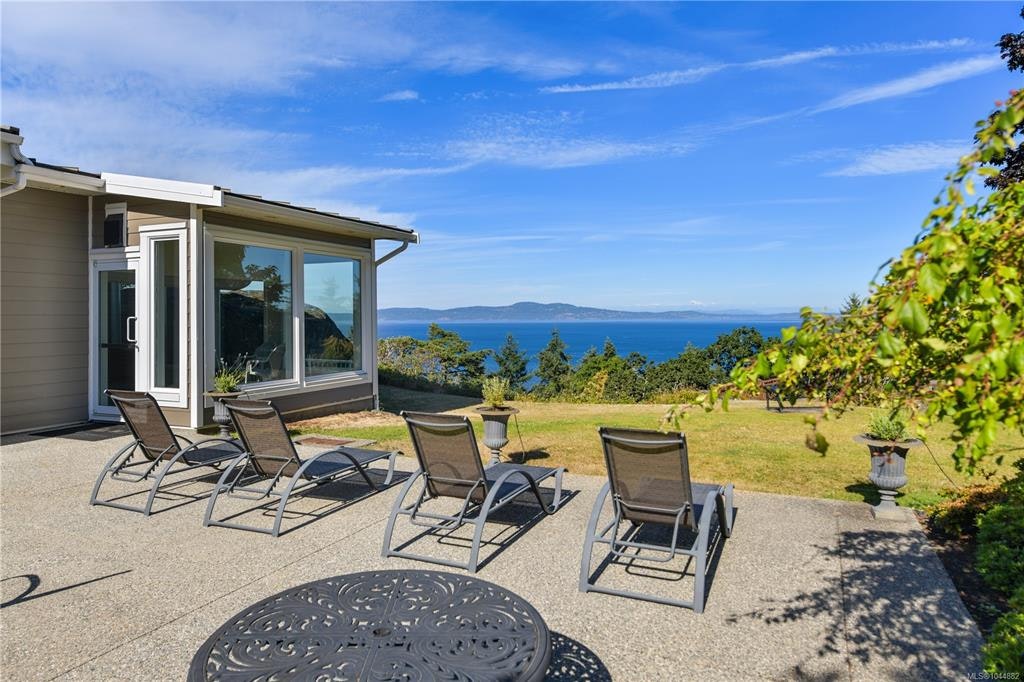 109-2829 Arbutus Road, Saanich, BC, V8N 5X5 - 40