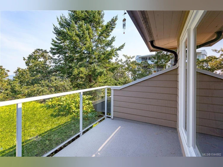 109-2829 Arbutus Road, Saanich, BC, V8N 5X5 - 29