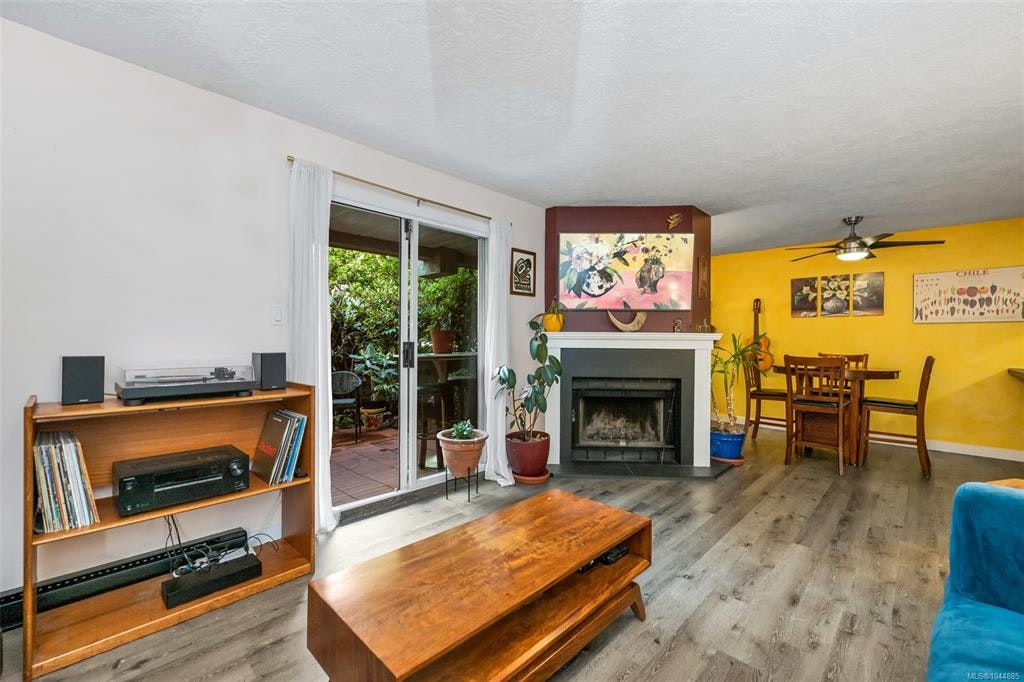 102-1223 Johnson Street, Victoria, BC, V8V 3N9 - 11