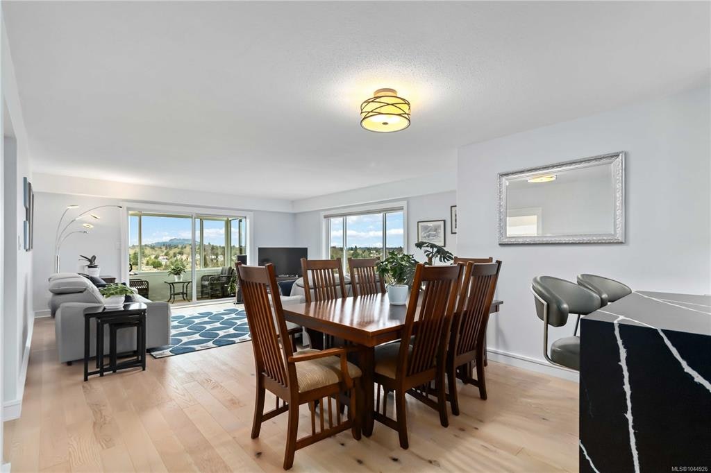 501-2920 Cook Street, Victoria, BC, V8T 3S7 - 9