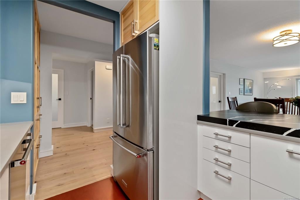 501-2920 Cook Street, Victoria, BC, V8T 3S7 - 16